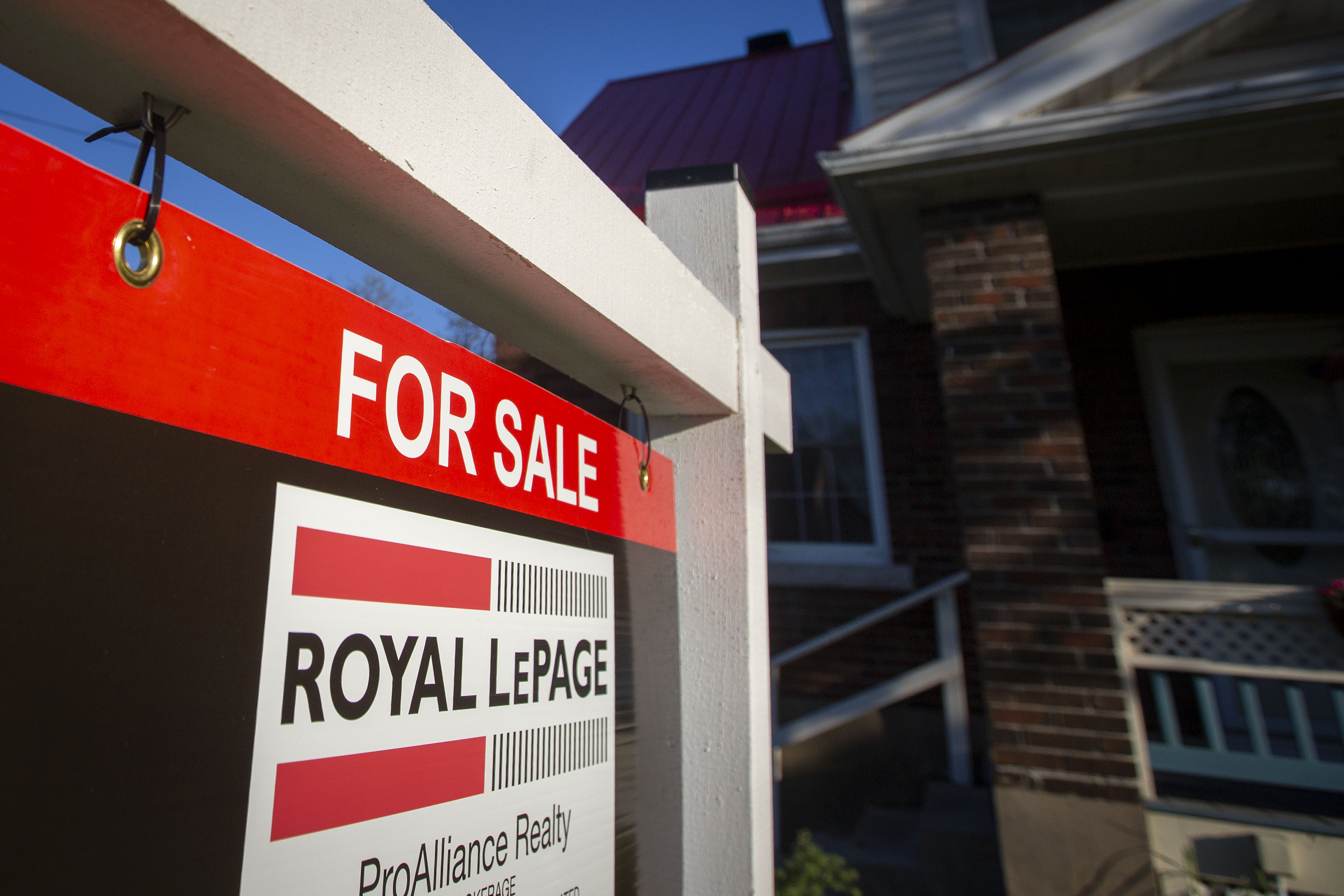 Toronto home sales and prices up from last July, down from June: TRREB – Toronto | 24CA News