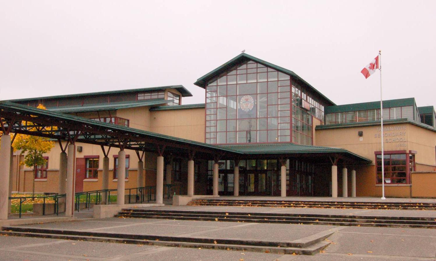 A B C Училищният квартал заяви че отменя всички пътувания до