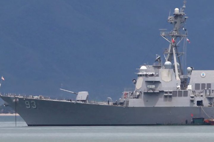 Chinese warship nearly hits U.S. destroyer in Taiwan Strait during joint Canada-U.S. mission 