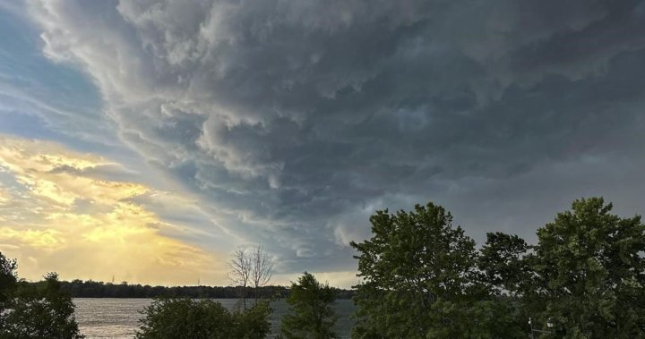 В понеделник следобед се очакват гръмотевични бури в източното Онтарио
