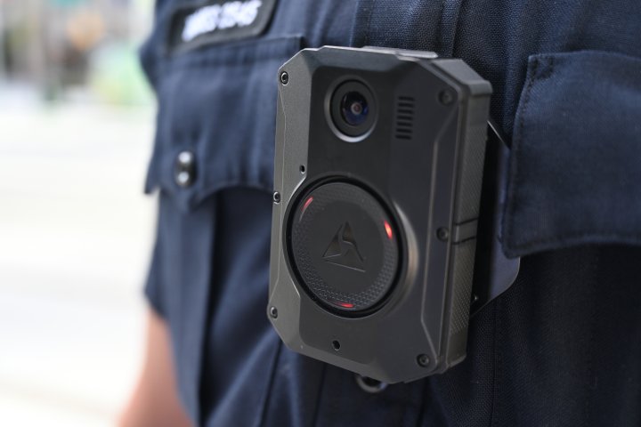 Vancouver police pilot with body-worn cameras launching in January