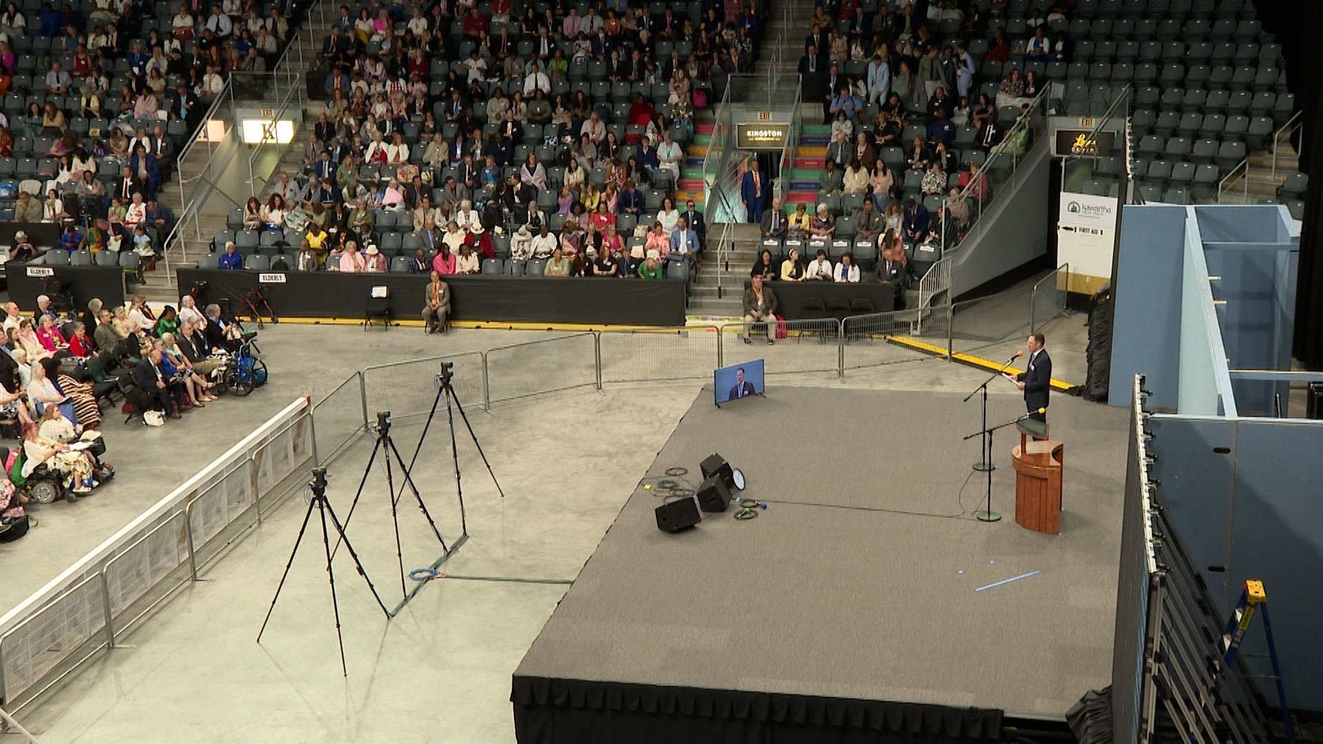 Nearly 5,000 Jehovah’s Witnesses pack Leon’s Centre in Kingston, Ont. – Kingston | 24CA News