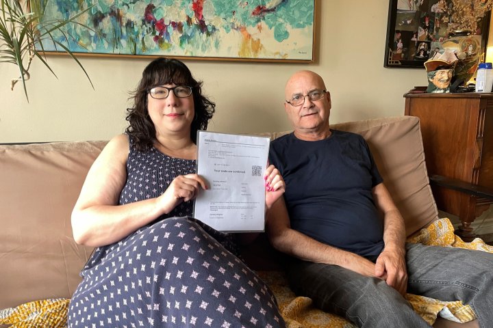 Montreal couple want answers from Air Canada after cancelled flight, lost baggage