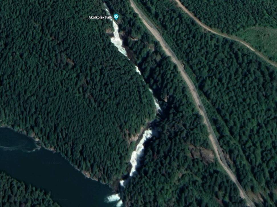 B.C. teen, 15, dies after falling into waterfalls near Revelstoke - Vimarsana News