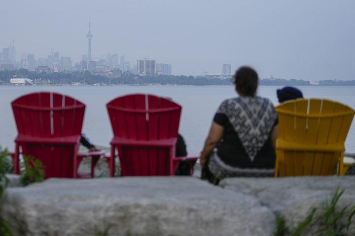 Toronto’s smoky air to improve west to east on Saturday