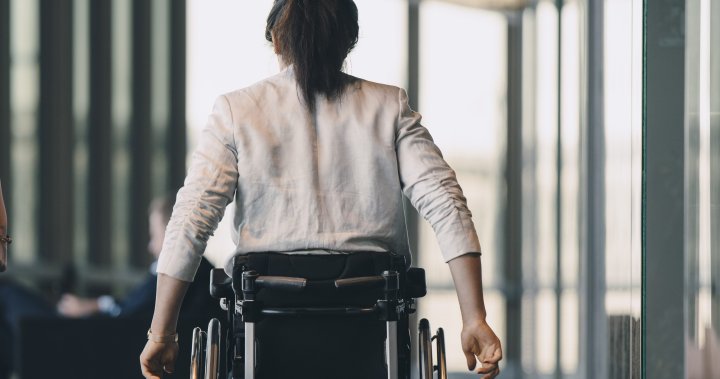 Някои възрастни хора с увреждания са изправени пред пенсионни санкции в Квебек