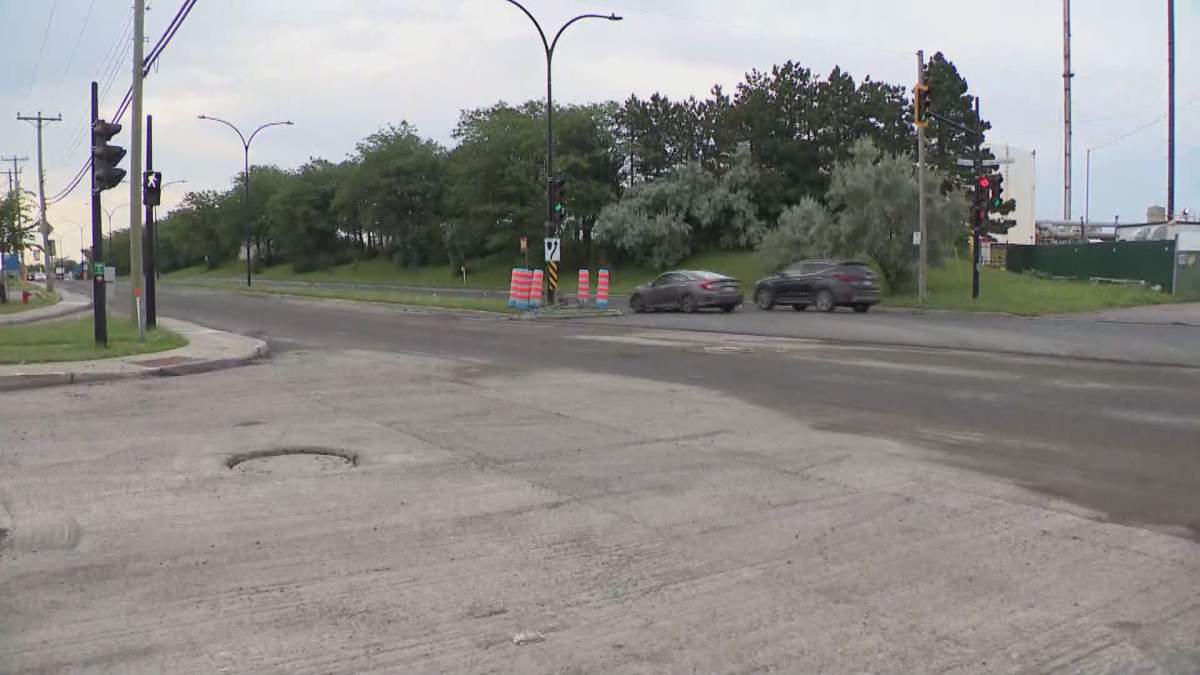 Montreal police confirmed the death of a 39-year-old man injured in a hit and run  at a Montreal worksite. 