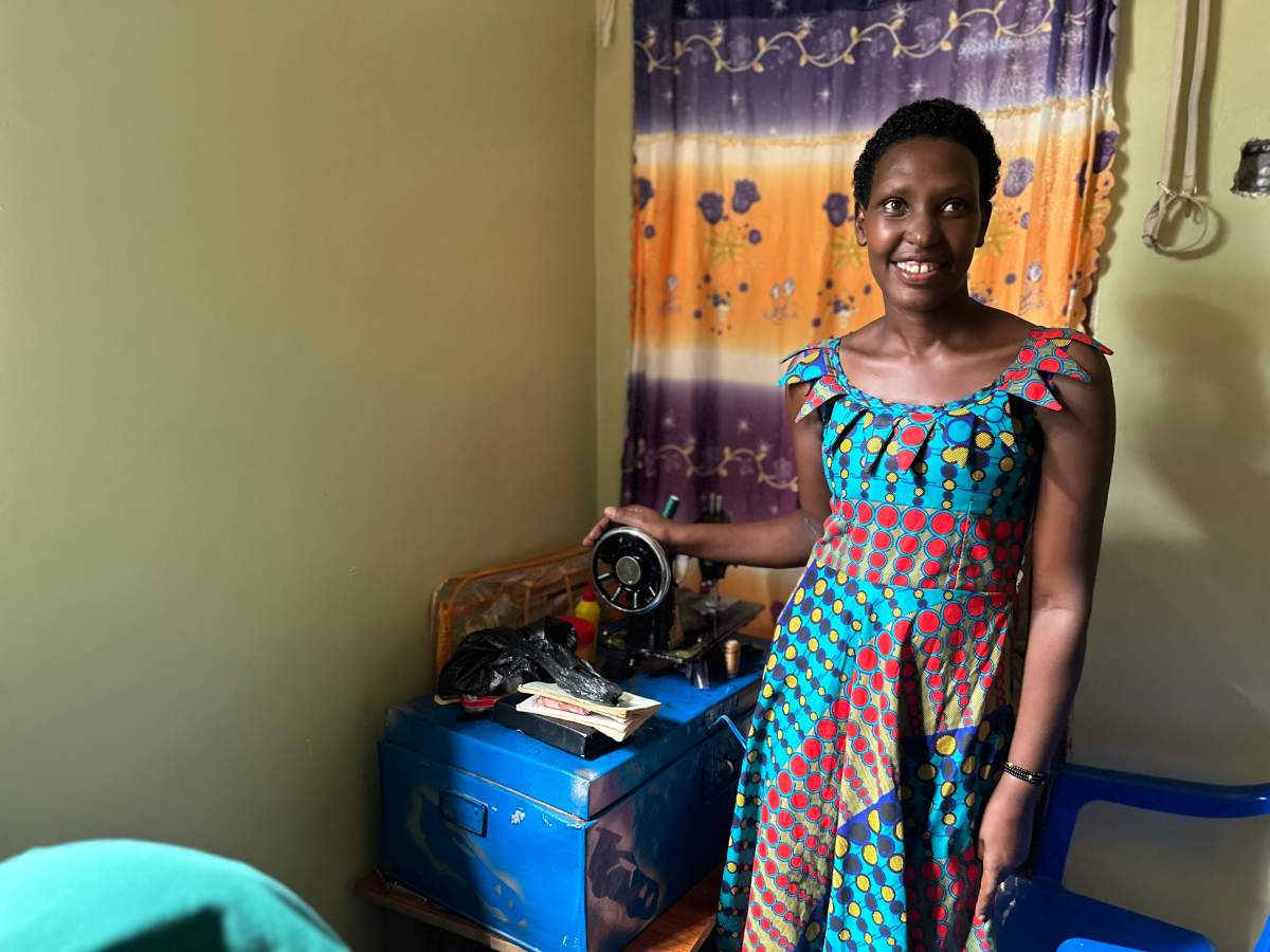 Edmonton man, once a refugee in Uganda himself, returns to give hope to the displaced - image