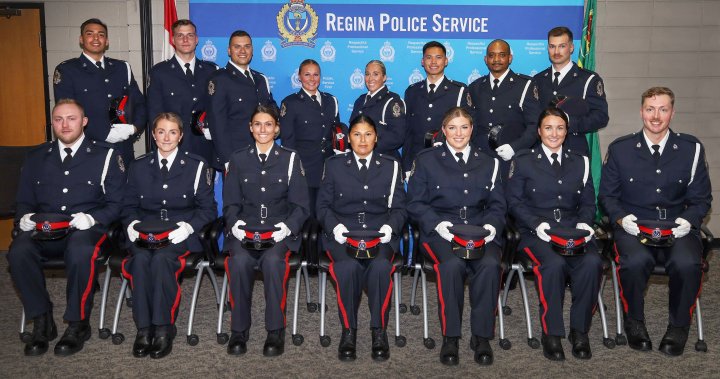 Regina police swear in 15 new recruits — nearly half of whom are women – Regina | Globalnews.ca
