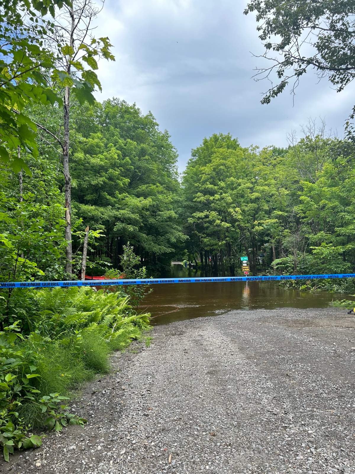Trois-Saults Street in the Beauport area of Quebec City has been evacuated.