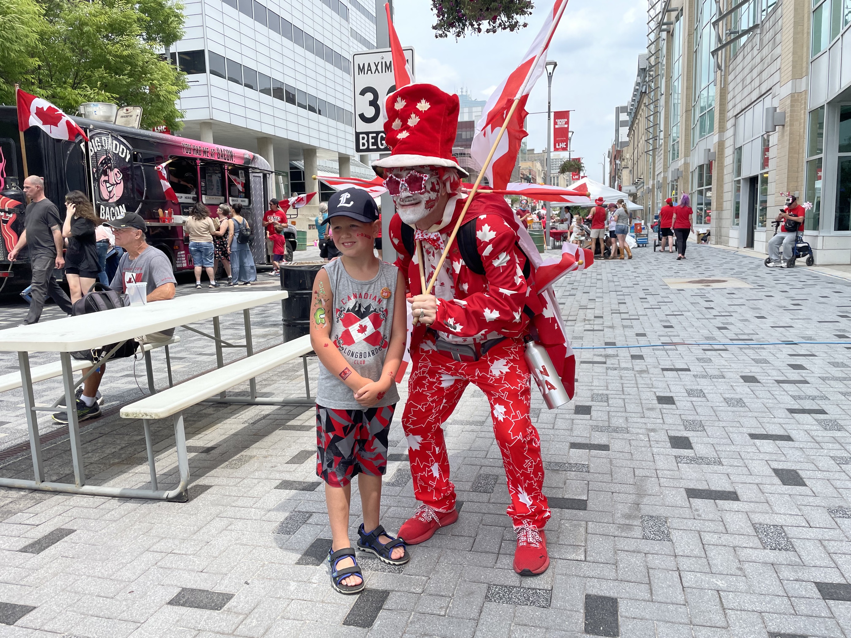 Този дълъг уикенд за Деня на Канада Forest City ще