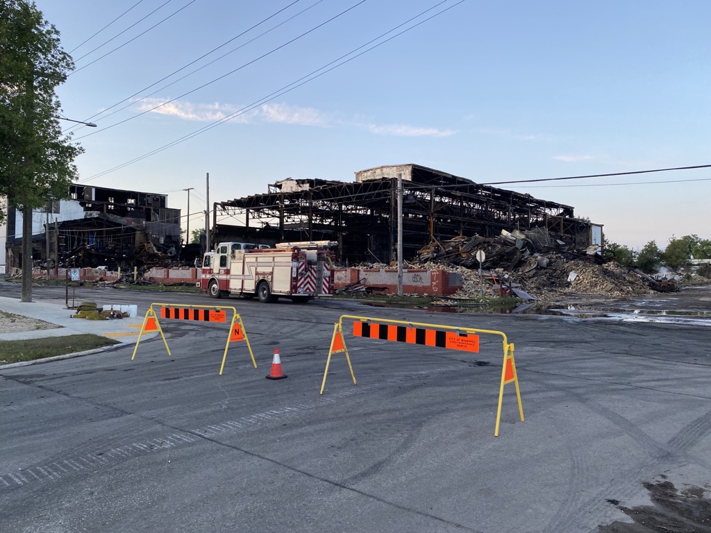 Това е обаждане, твърде познато на пожарната и парамедичната служба