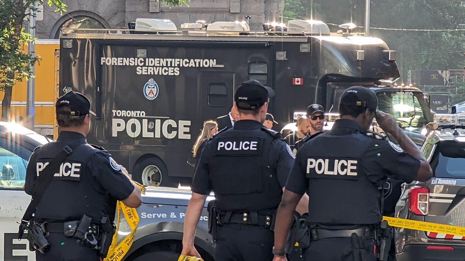 2 people seriously injured after shooting near Toronto's Yonge and Bloor - Toronto - Vimarsana News