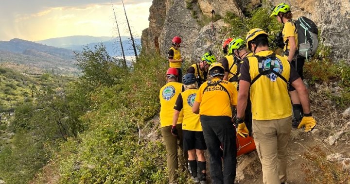 Injured rock climber rescued near Kelowna, B.C., after falling 30 feet – Okanagan | Globalnews.ca