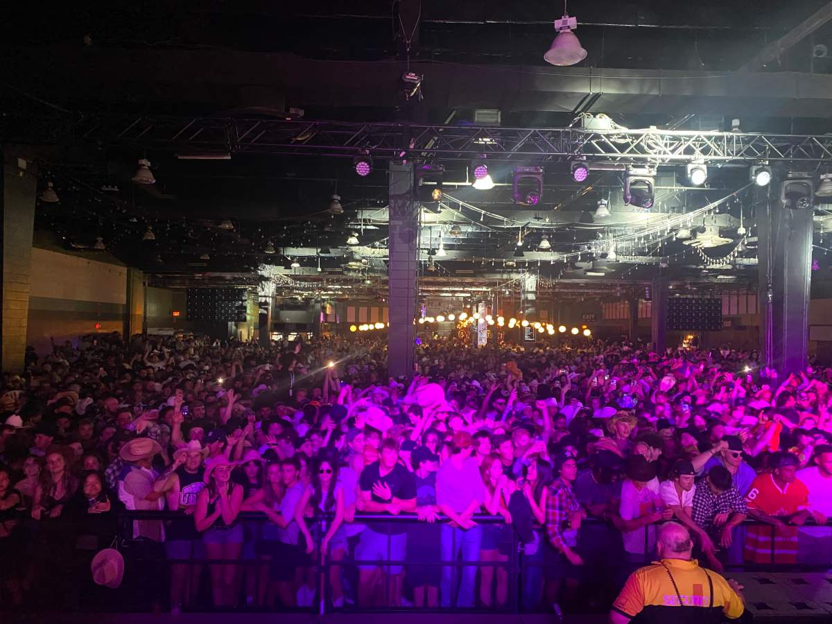 A packed crowd inside the Big Four Roadhouse on July 7 2023