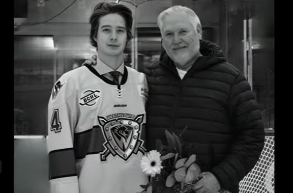B.C. hockey community rallies to support young player who lost both his parents