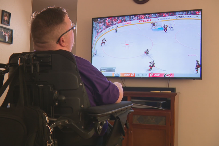 PlayStation's new controller a 'game-changer' for people with disabilities: Edmonton man - Vimarsana News