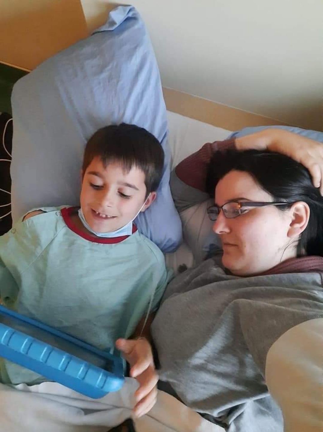 Xander and his mom, Ashley Warren.