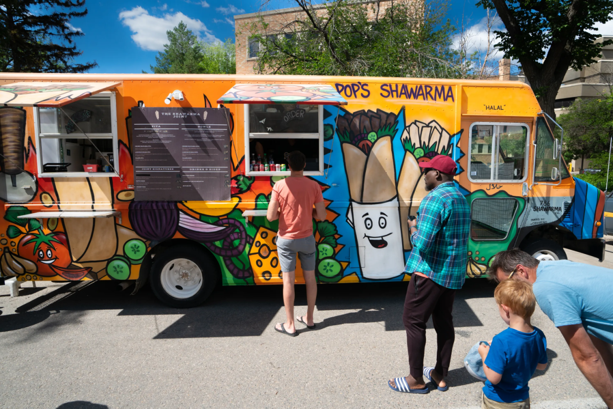 Food trucks take over downtown Saskatoon with PlayNow Foodtruck Wars ...