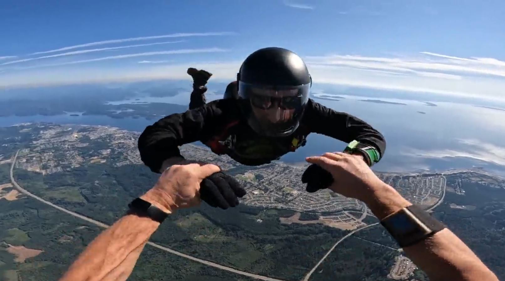 B.C. skydiving event helps veterans, first responders process trauma  | 24CA News