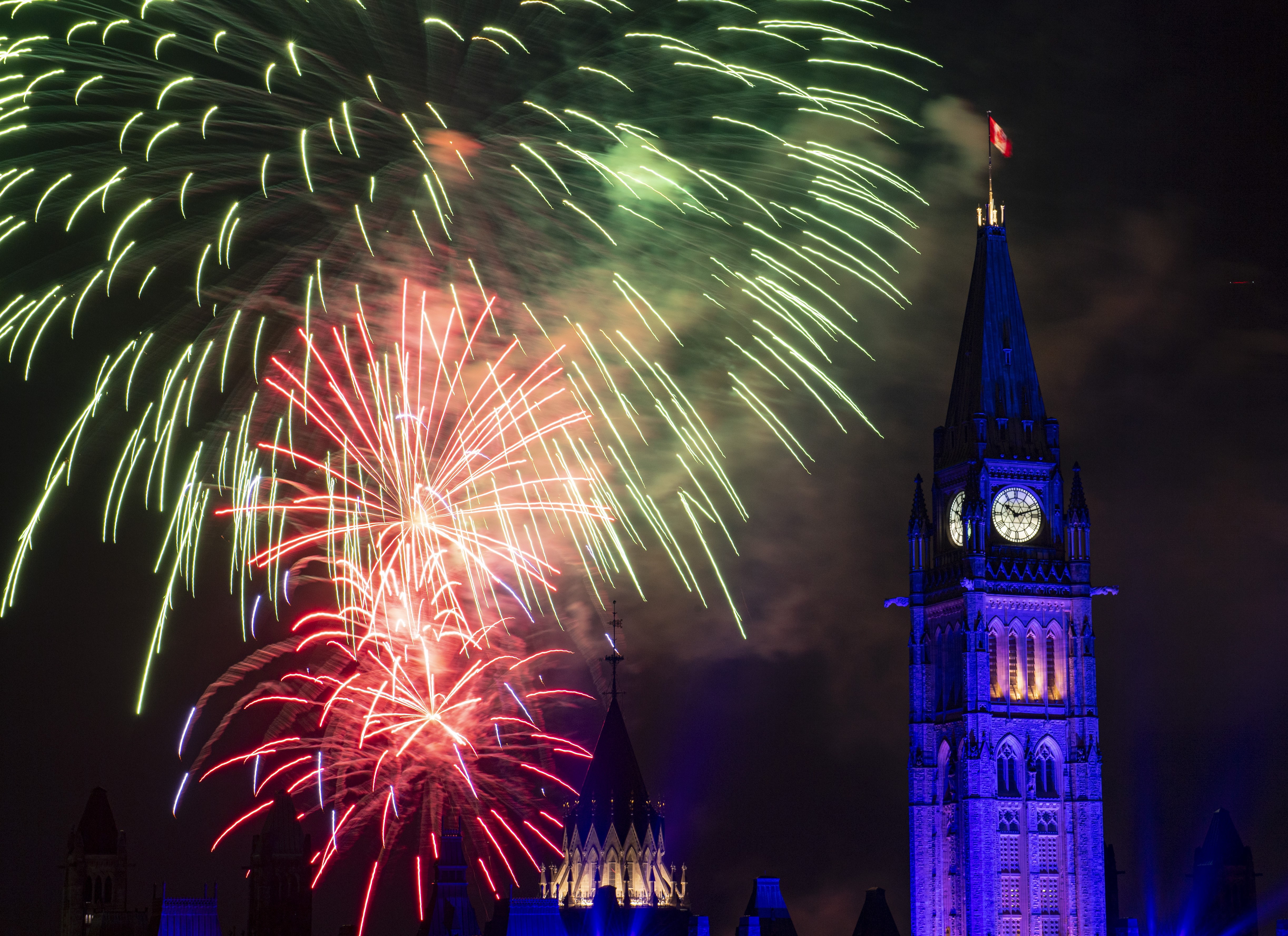 Canada Day fireworks, festivities happening in Ottawa despite air quality concerns  | 24CA News