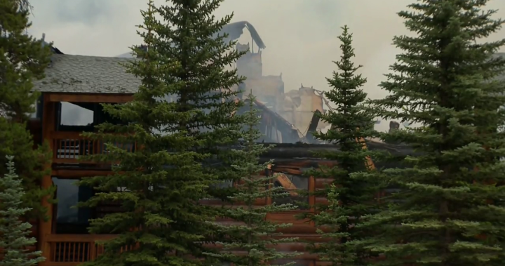 Lake Louise Ski Resort staff laid off three weeks after fire  | Globalnews.ca