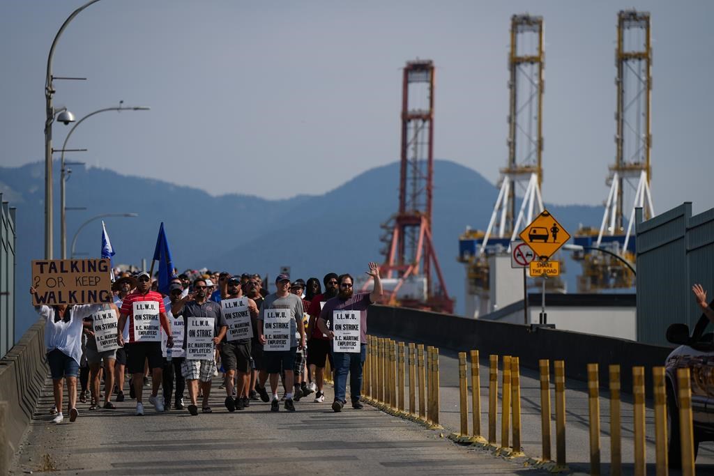 Terms Of Deal That Ended B.C. Port Strike Revealed | Globalnews.ca