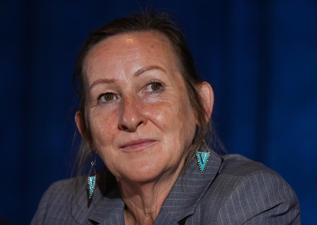 Premier Caroline Cochrane recounts hunt for homeless during Yellowknife evacuation  | 24CA News