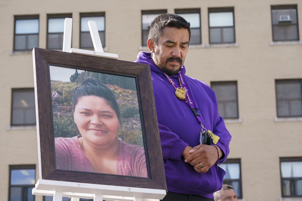 Quebec orderly fired after Indigenous woman’s death should be reinstated: arbitrator  | 24CA News