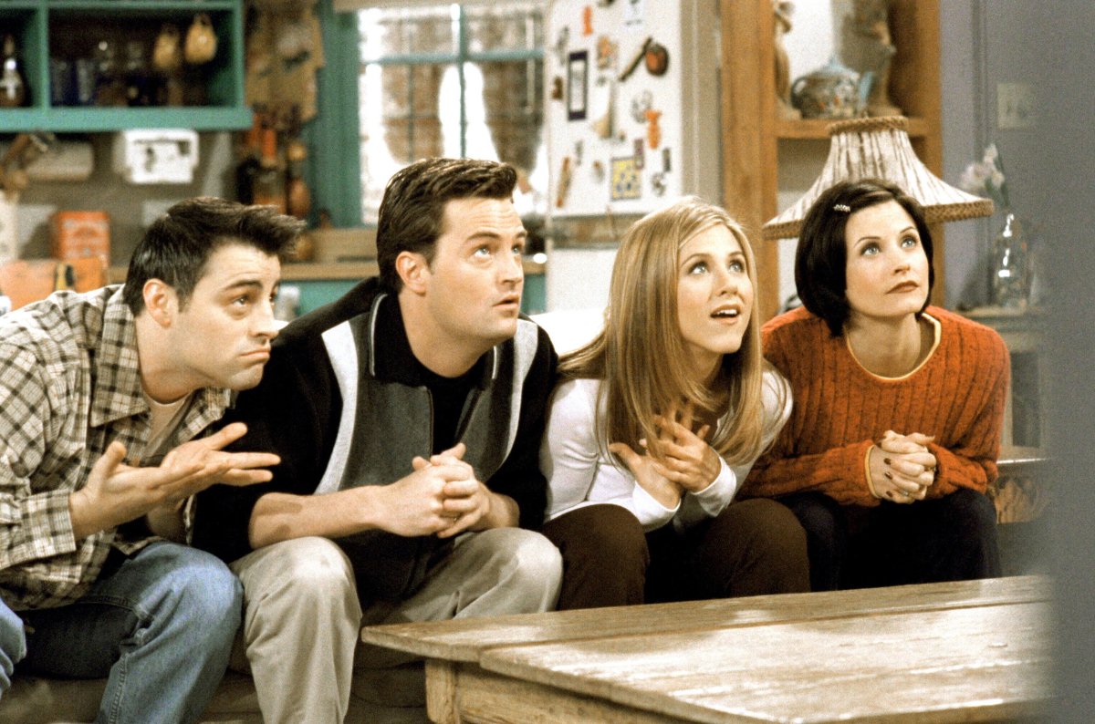 A still from 'Friends.' In it, Matt LeBlanc, Matthew Perry, Jennifer Aniston and Courtney Cox sit on a couch.