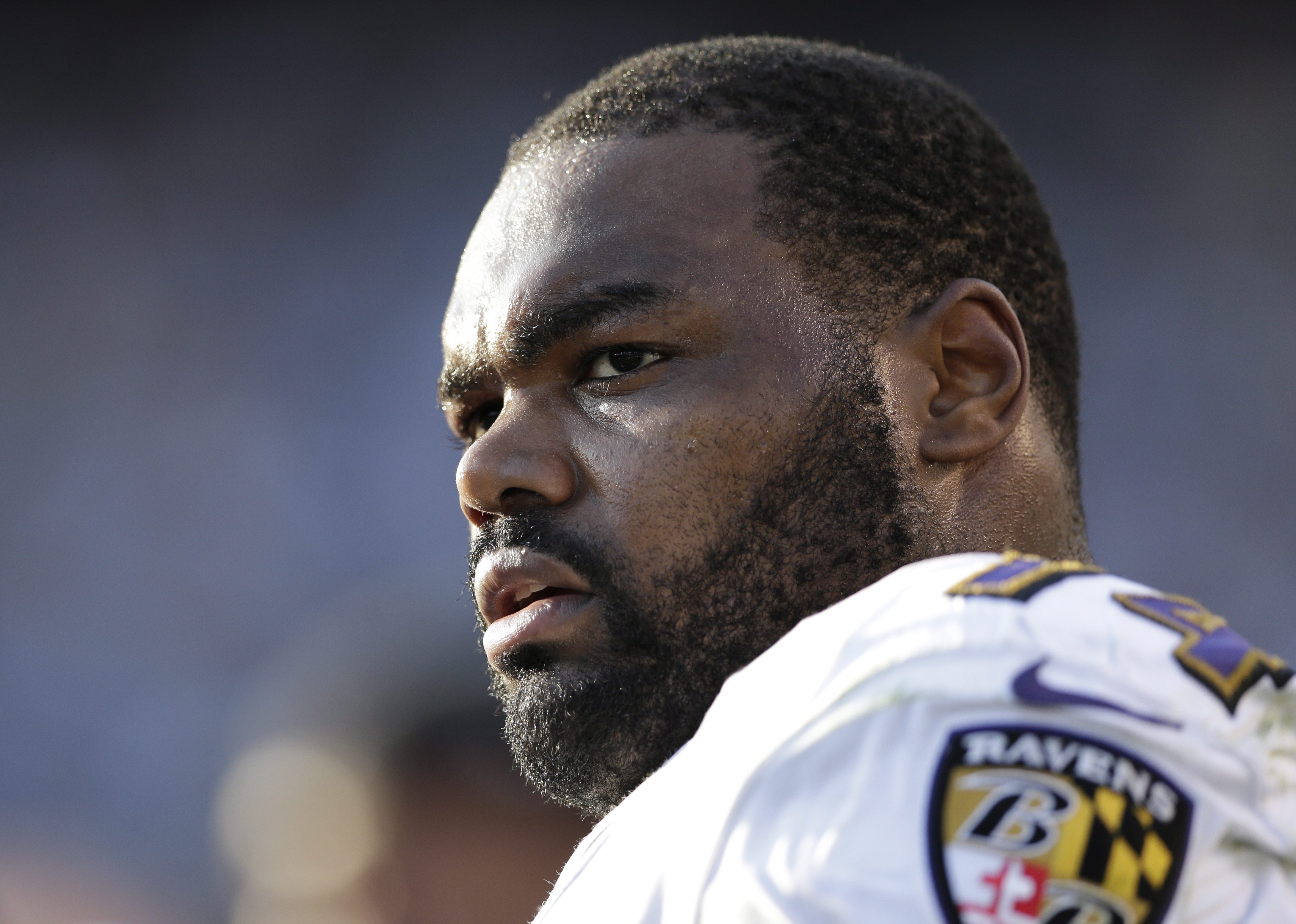 Michael Oher, 'The Blind Side' subject, sues Tuohy family over