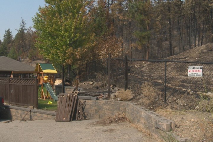 West Kelowna residents thank firefighters after seeing how close flames got to their homes