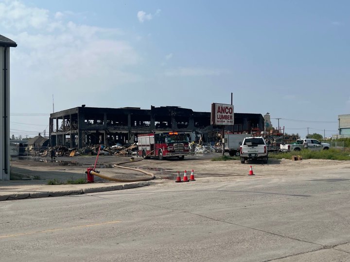 Weekend lumber yard fire on Logan Ave under control, Winnipeg officials