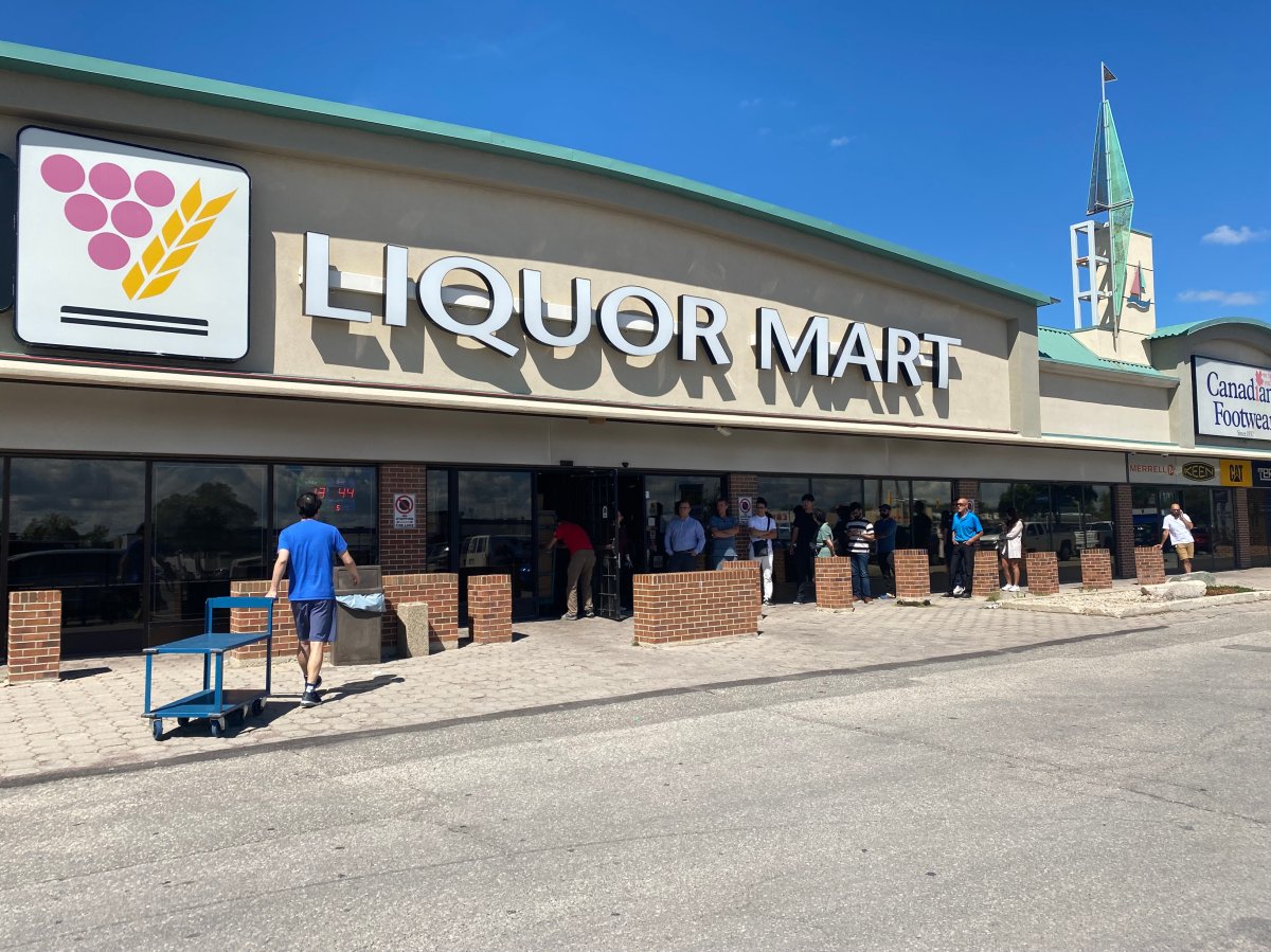 MGEU union members have voted to accept the latest offer from Manitoba Liquor and Lotteries, ending a six week strike.