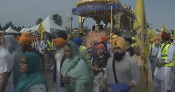 Thousands celebrate Miri-Piri parade on Surrey streets