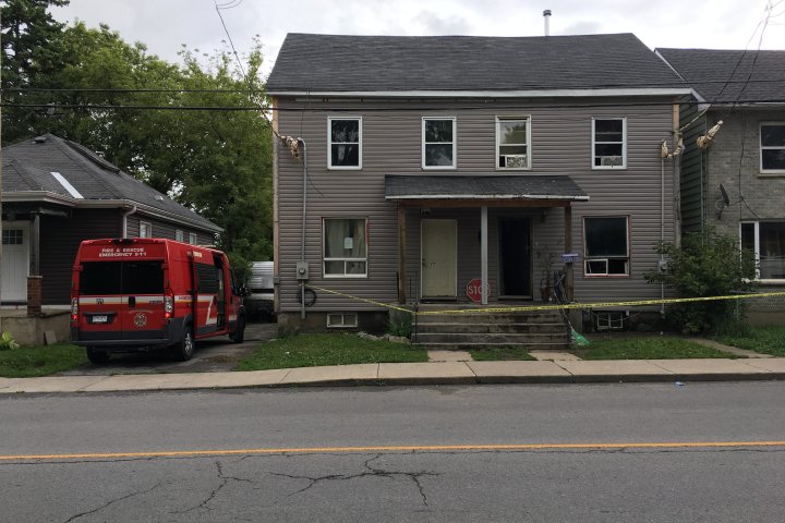 Kingston police assist firefighters in downtown fire investigation
