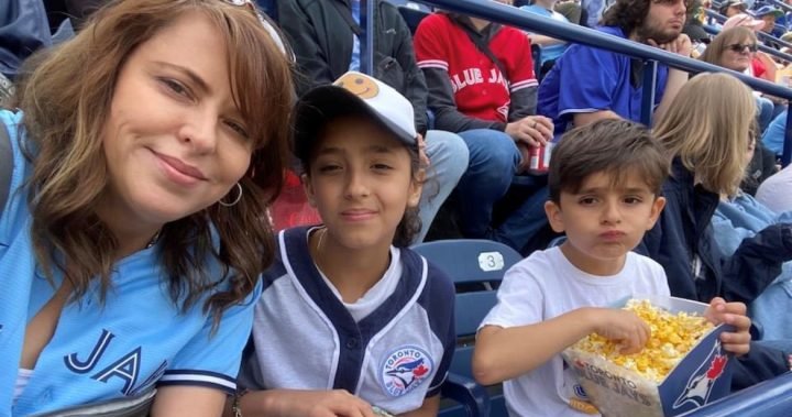 Mom, 2 kids coming home from dog training class involved in serious Brampton crash