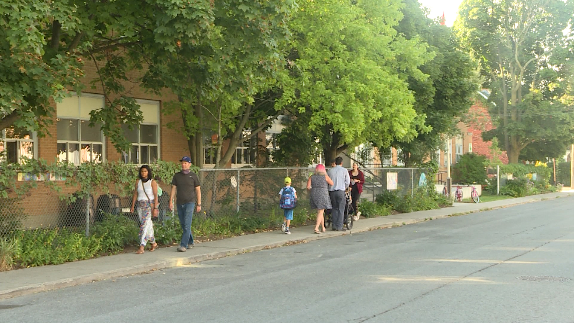 COVID-19 cases are starting to rise as students return to school – Kingston | 24CA News