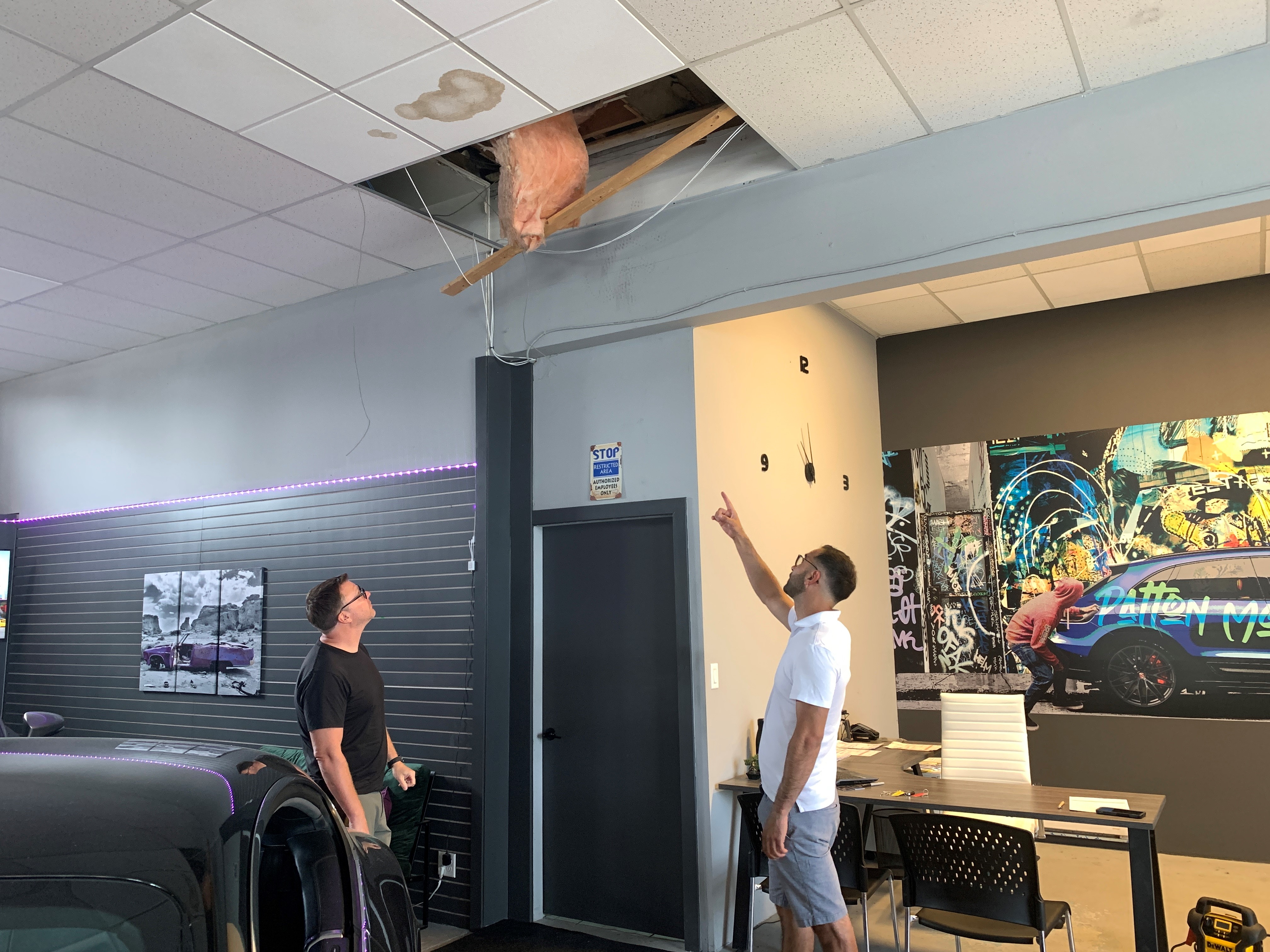 Roof break-in leaves Okanagan business owner frustrated – Okanagan | 24CA News