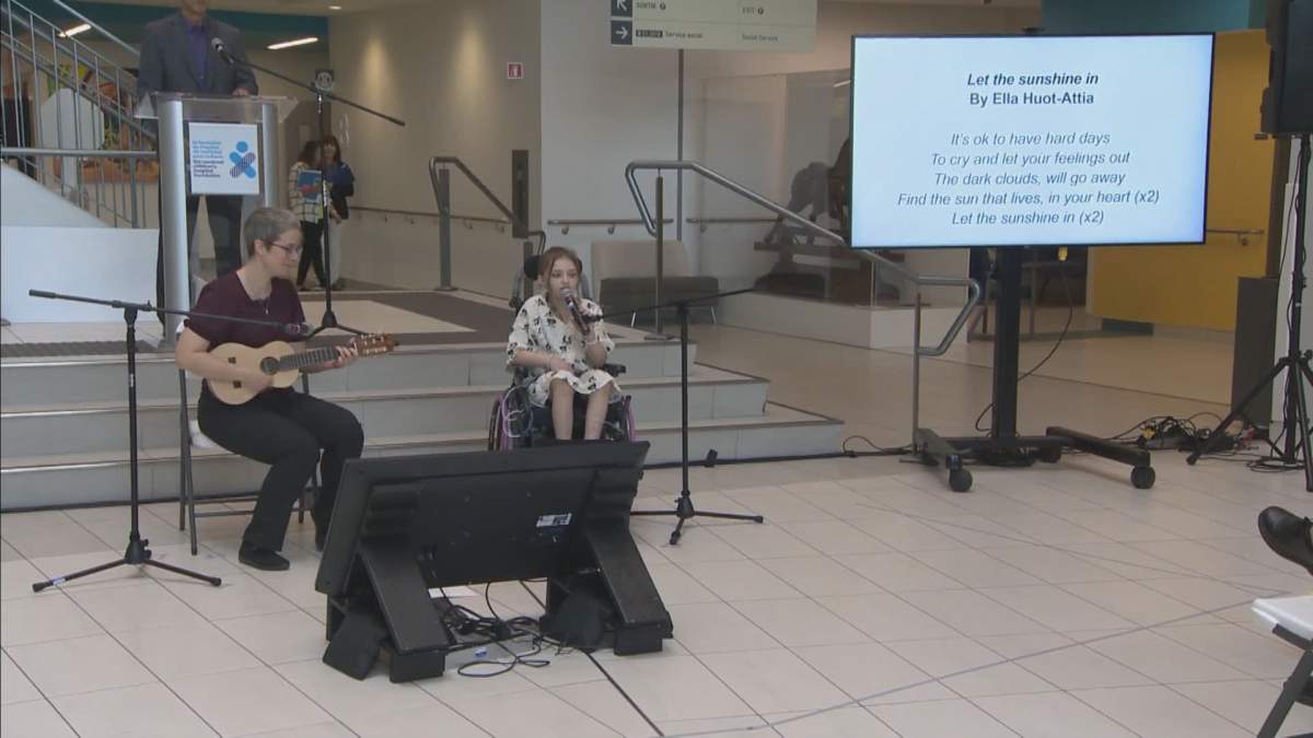 Ella sings ‘Let the Sunshine In’ with Christelle Jacquet accompanying her on strings. David Sedell/Global News