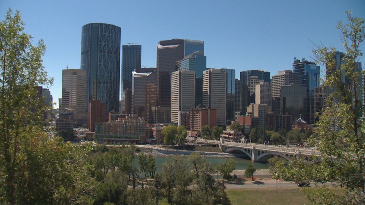 Environment and Climate Change Canada has issued a heat warning for Calgary, and several southern Alberta communities.
