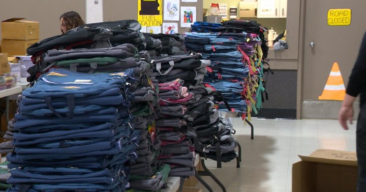 Salvation Army fights inflation by giving 2,000 stuffed backpacks to Saskatoon students