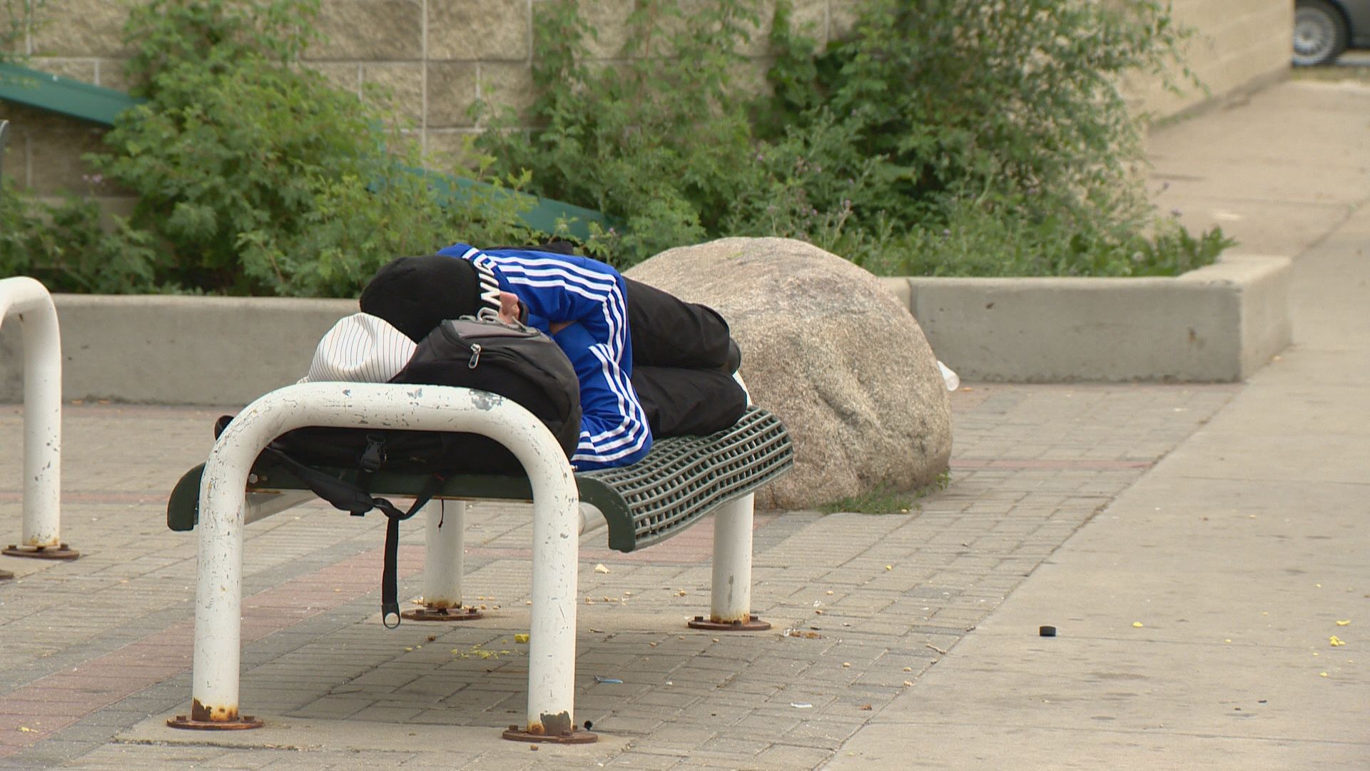 Град Саскатун продължава да търси места за поставяне на два