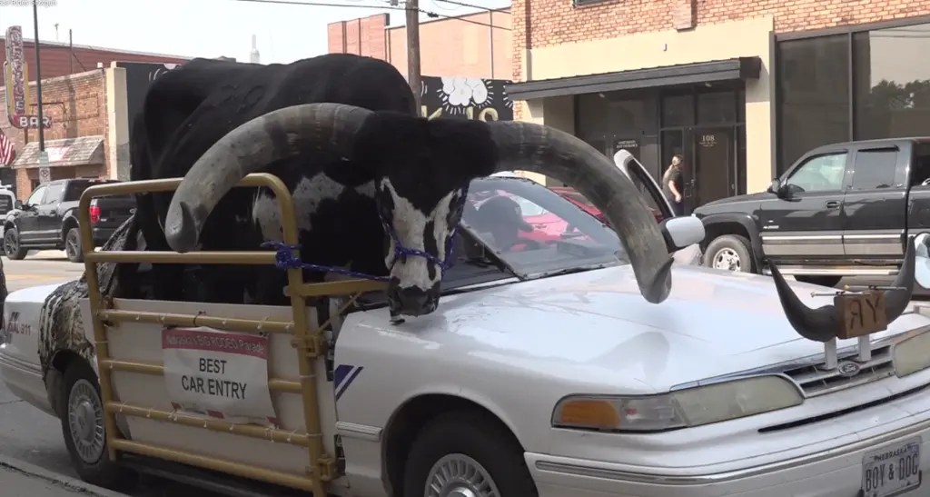 Howdy Doody’s owner modified the vehicle so the bull could fit inside.