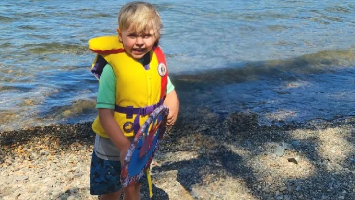 Friends of Kash Bakker’s family are trying to raise funds to assist them as they heal from their loss.