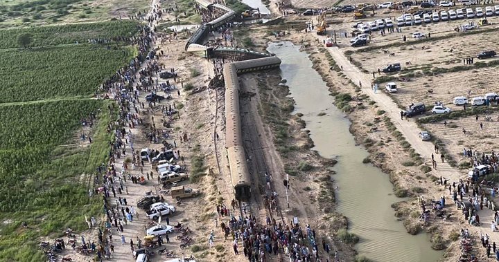 Pakistan resumes some rail service after derailment kills at least 30