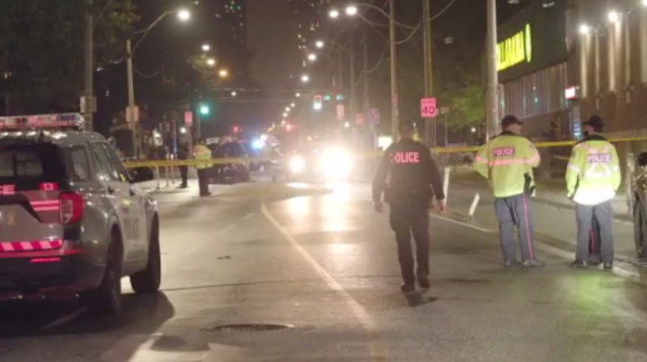 Homicide unit investigating after man killed in downtown Toronto hit-and-run