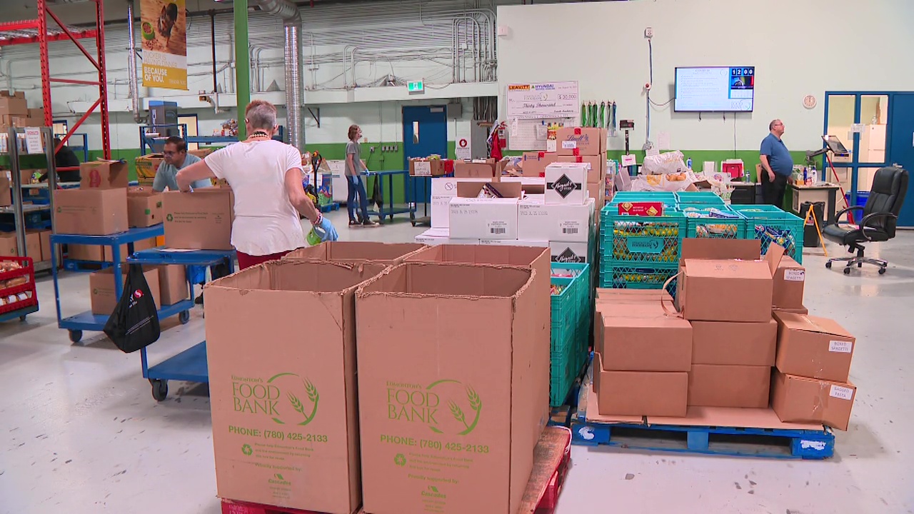 Хранителната банка на Едмънтън казва че е забелязала безпрецедентно увеличение