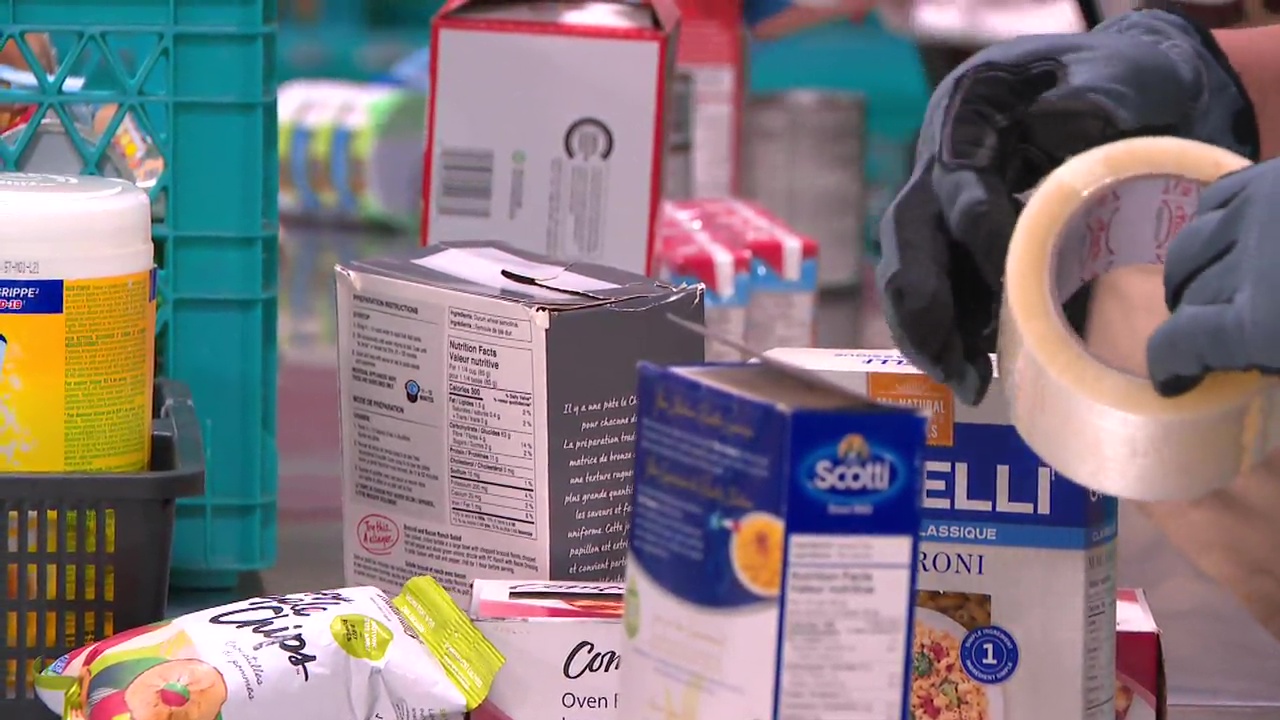 Целите за набиране на средства от Food Bank на Едмънтън все още не са постигнати, тъй като търсенето расте, даренията се забавят