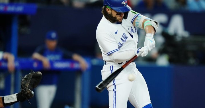 Jays kick off homestand with 5-4 win over Royals